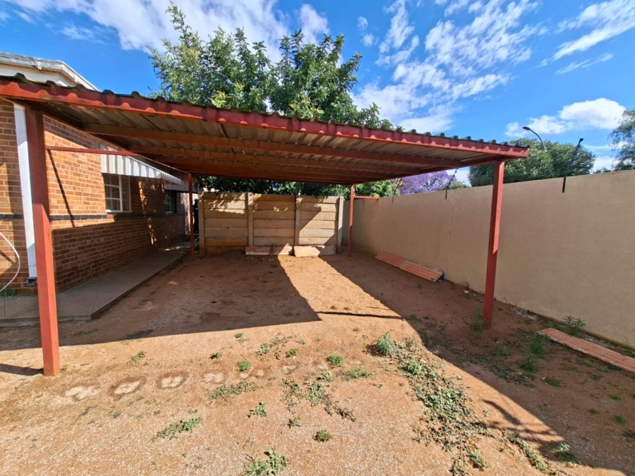  Bedroom Property for Sale in Diamant Park Northern Cape